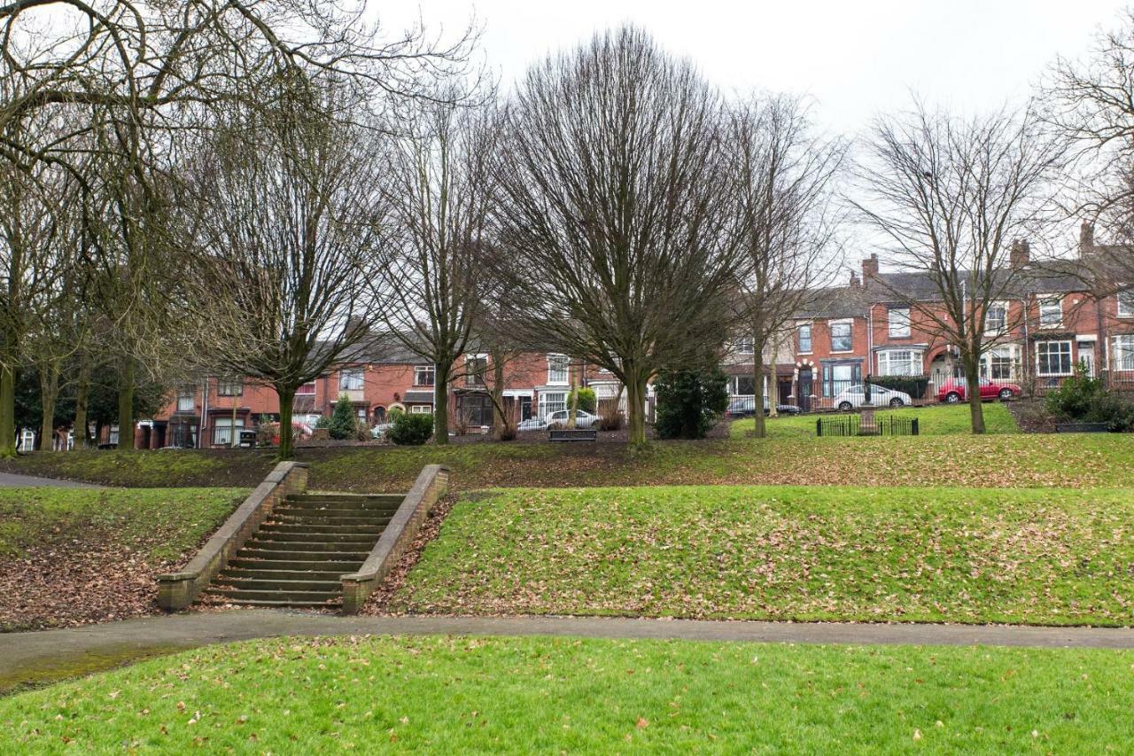 Northwood Park View Apartment Stoke-on-Trent Exterior foto